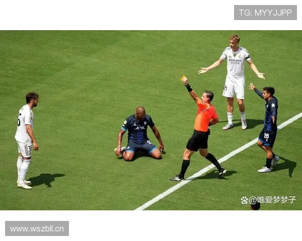 皇马赢球难掩全队失控问题,胜利背后隐患逐步显现 皇马赢球难掩全队失控问题,胜利背后隐患逐步显现