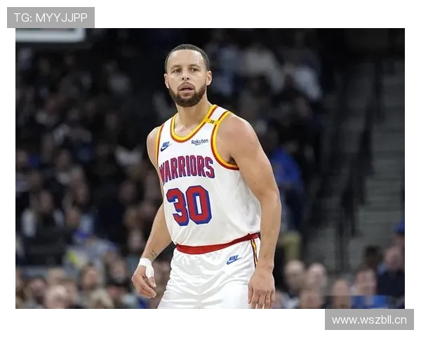 无球切入为库里造空，威金斯较以往更稳拉开空间