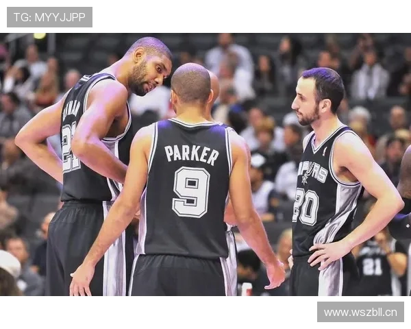 邓肯低位单打效率提升，改变马刺进攻结构